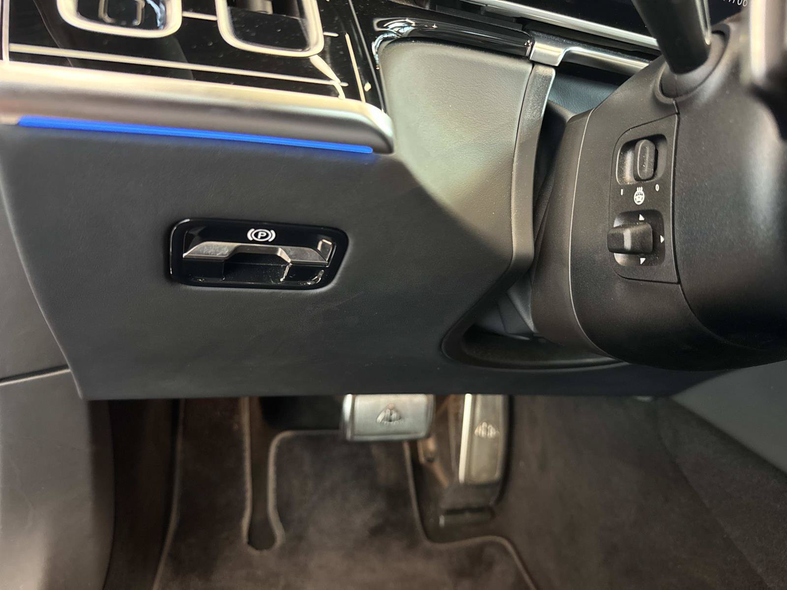 Certified 2024 Mercedes-Benz Maybach S 680 4MATIC image 31