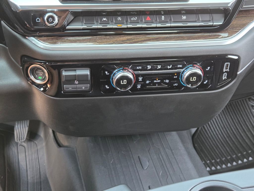 New 2026 GMC Sierra 1500 SLE image 17