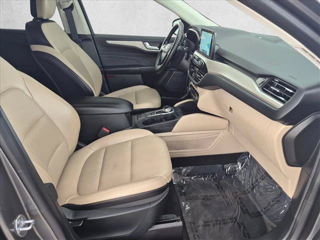 Used 2021 Ford Escape SEL w/ Technology Package AWD/4WD image 21