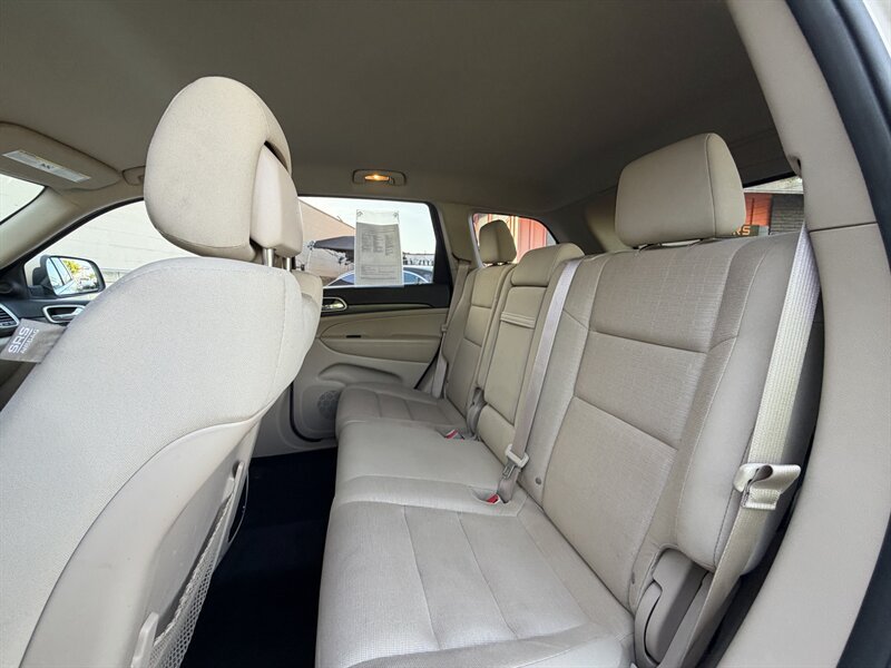 Used 2014 Jeep Grand Cherokee Laredo w/ Quick Order Package 23E RWD image 43
