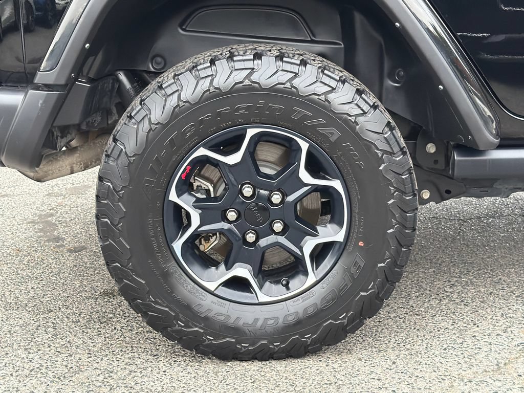 Used 2023 Jeep Wrangler Unlimited Rubicon w/ LED Lighting Group AWD/4WD image 8