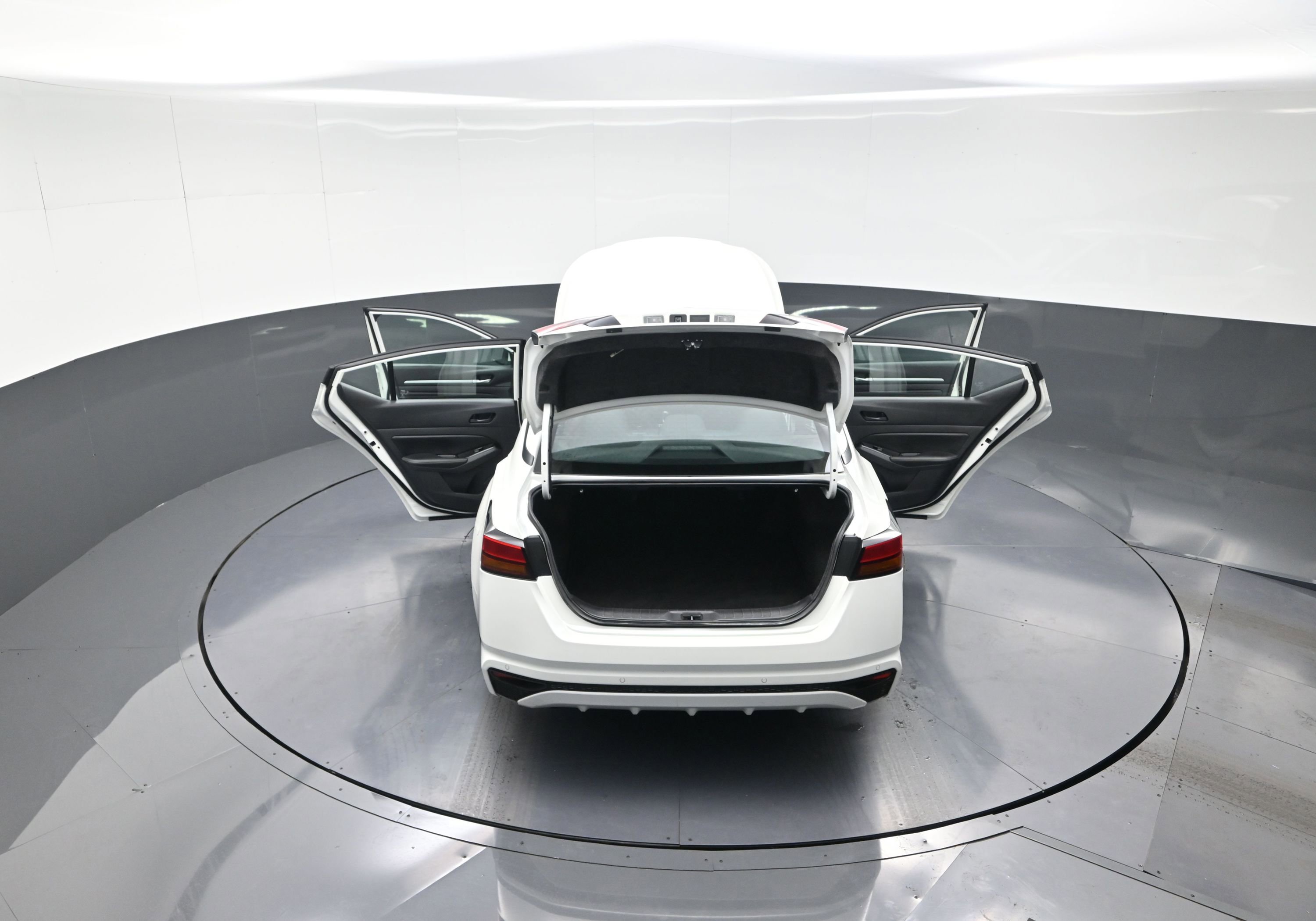 Used 2023 Nissan Altima 2.5 SV image 13