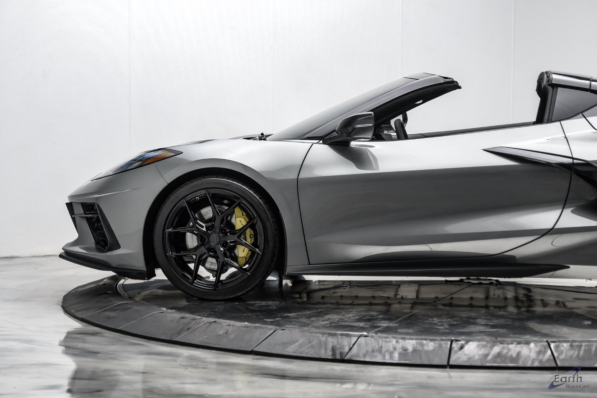 Used 2023 Chevrolet Corvette Stingray Preferred Cpe w/ Z51 Performance Package RWD image 11