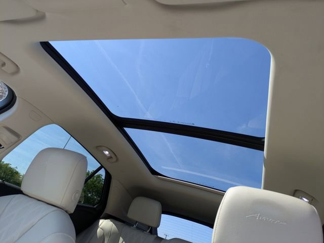 Used 2023 Buick Envision Avenir image 23