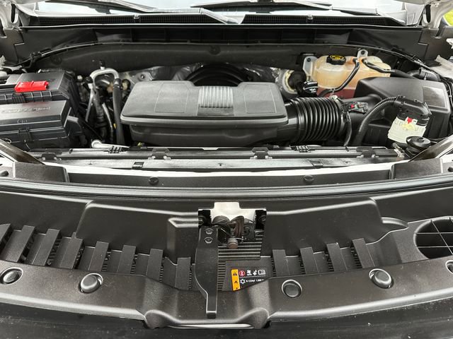 Used 2023 GMC Yukon XL Denali Ultimate image 9