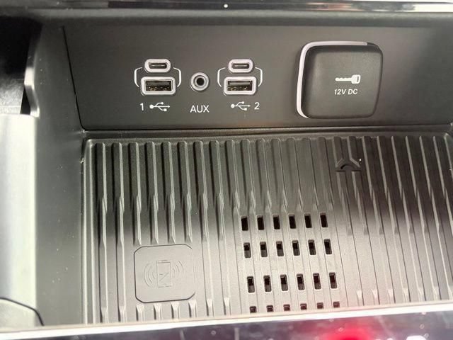 New 2026 Jeep Grand Cherokee Altitude AWD/4WD image 24