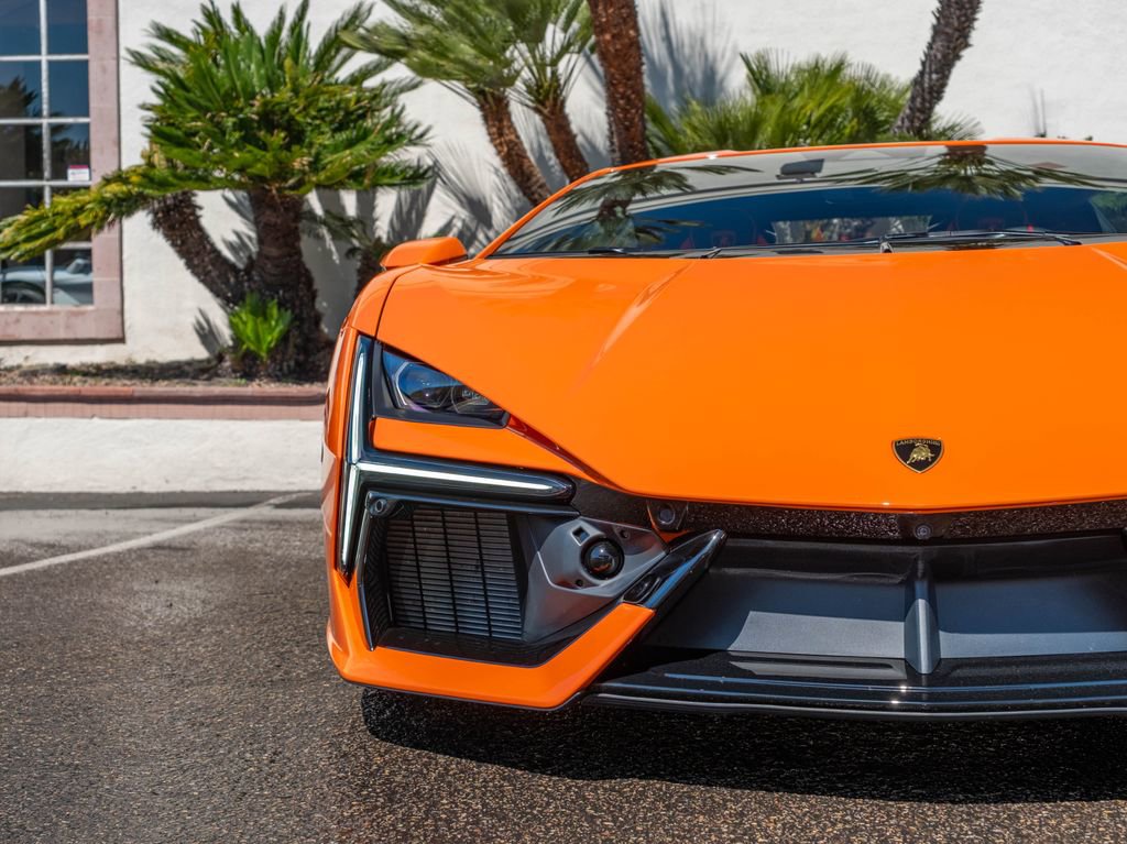 Used 2025 Lamborghini Revuelto AWD/4WD image 26