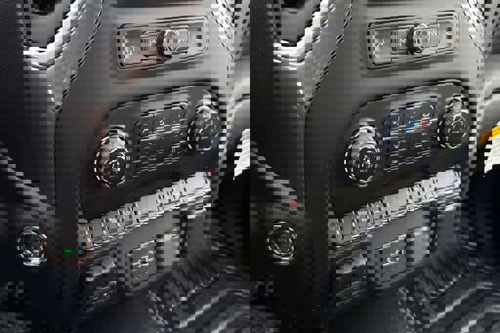 New 2025 Chevrolet Silverado 3500 W/T w/ WT Convenience Package image 19