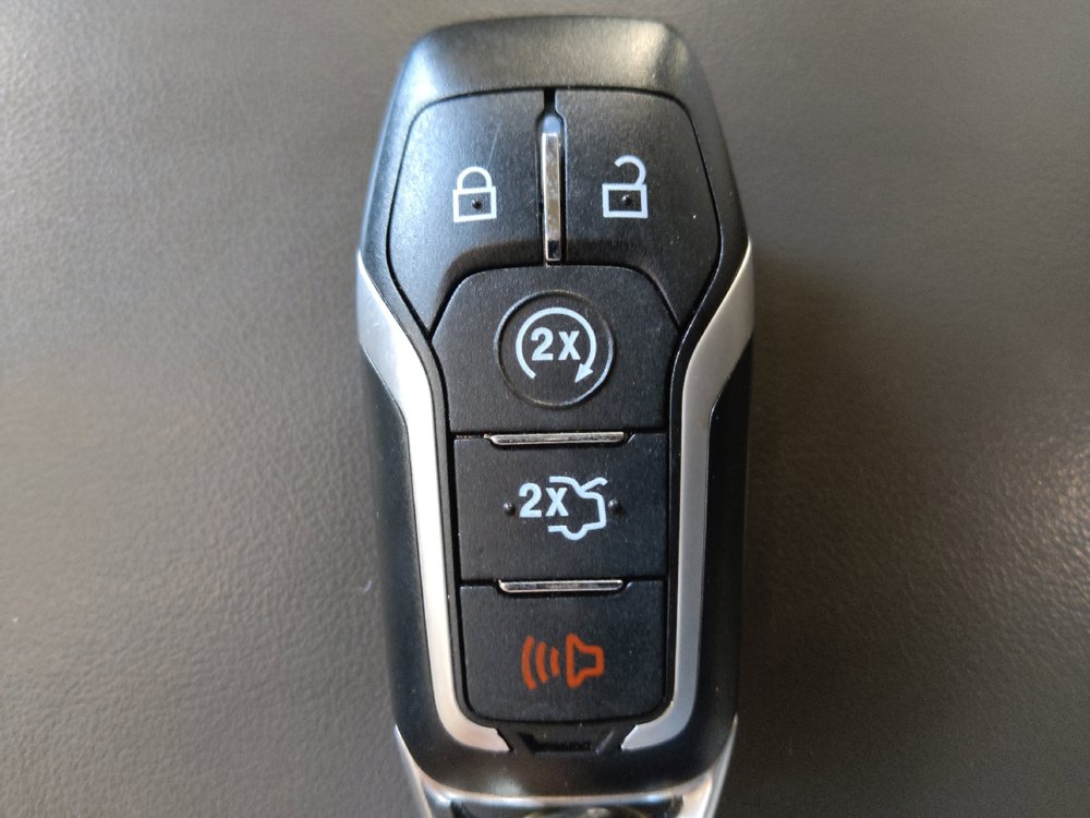 Used 2017 Lincoln MKX Select w/ Lincoln MKX Climate Package AWD/4WD image 32