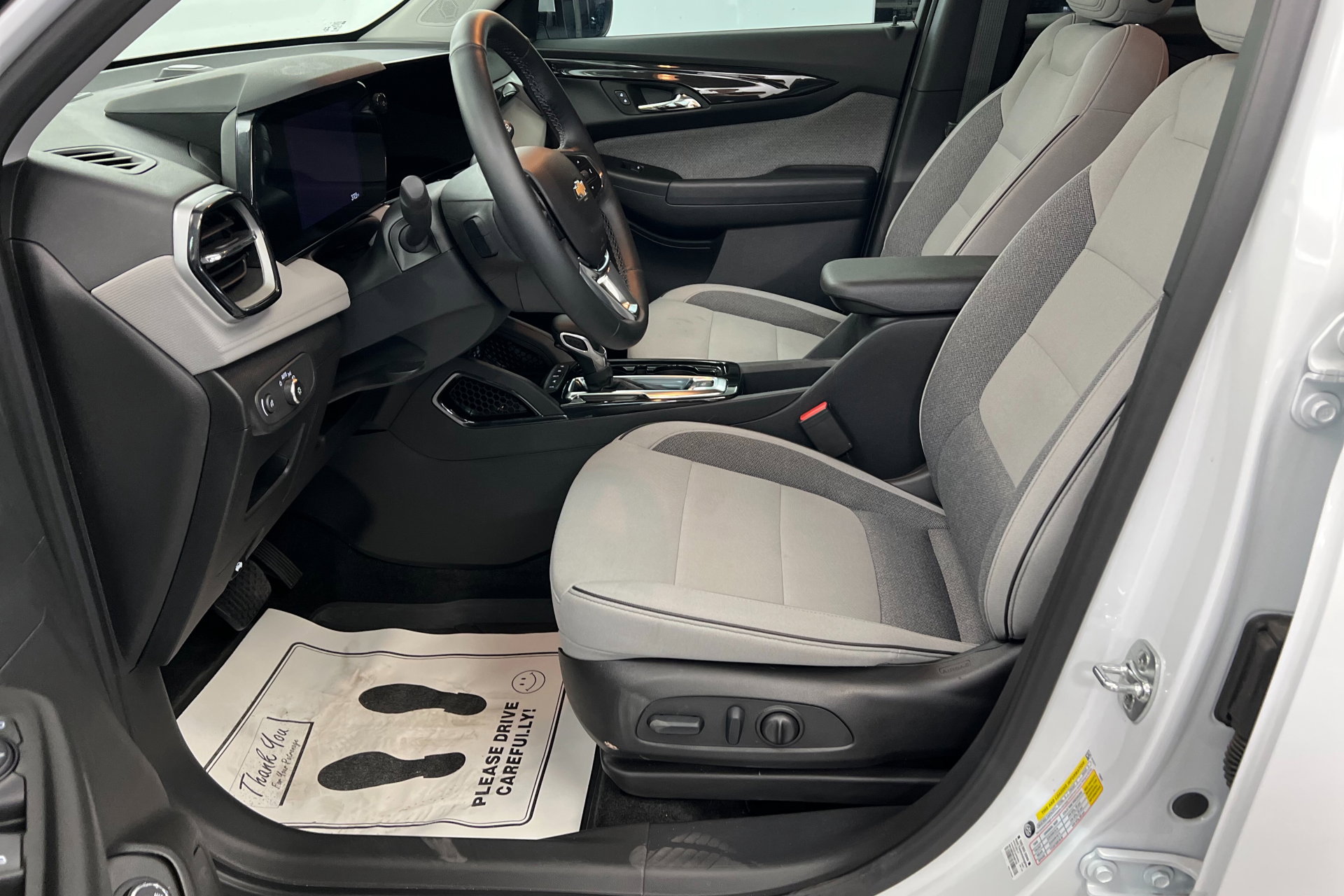 New 2025 Chevrolet TrailBlazer LT w/ Convenience Package image 18