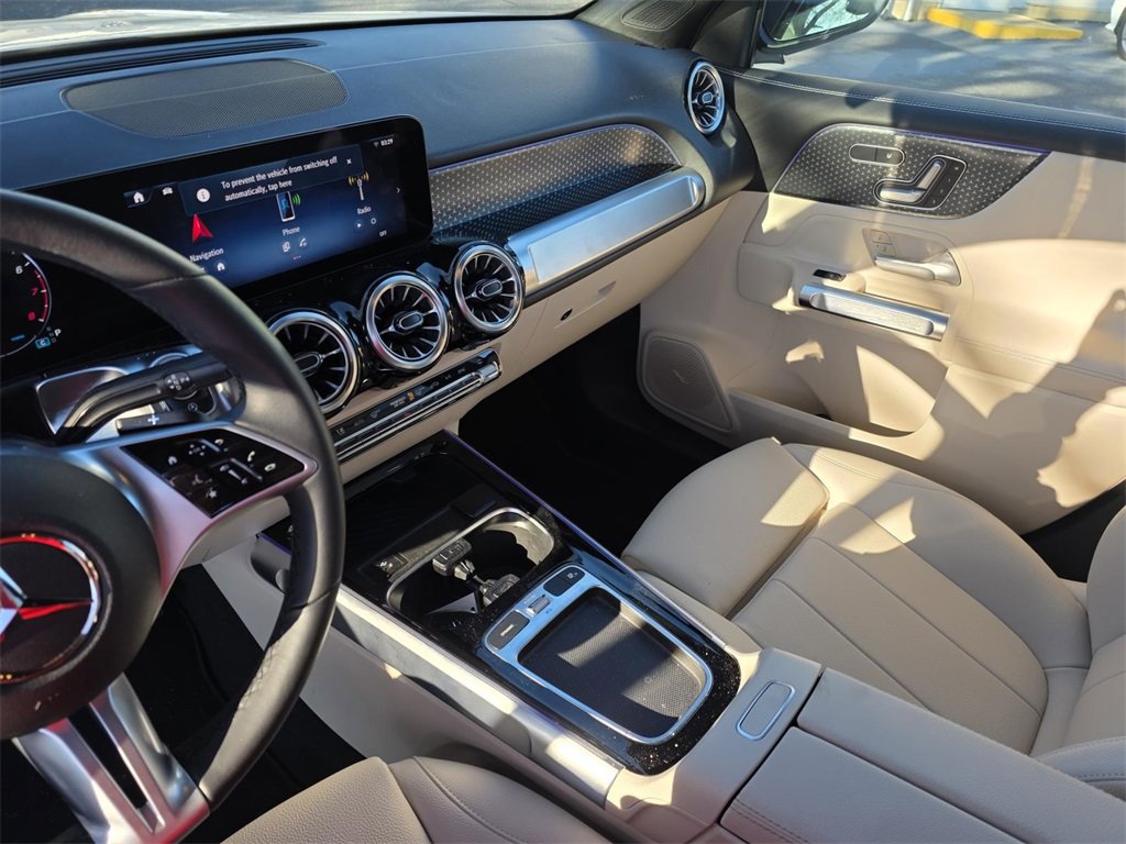 Certified 2025 Mercedes-Benz GLB 250 image 22