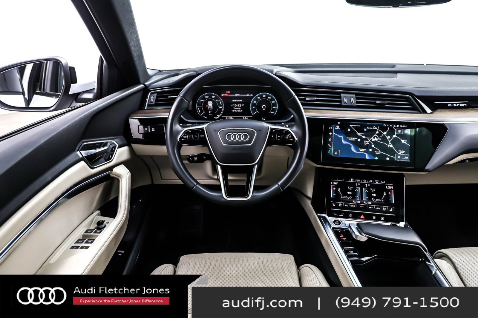 Used 2023 Audi e-tron Prestige w/ Prestige Package image 5