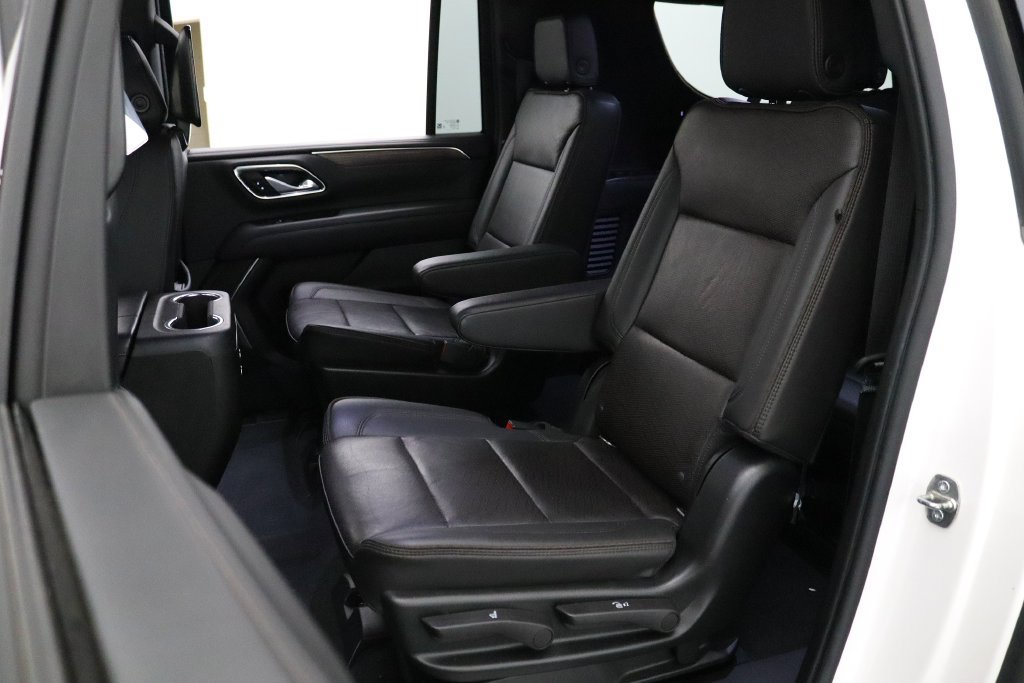 Certified 2022 Chevrolet Suburban High Country AWD/4WD image 13