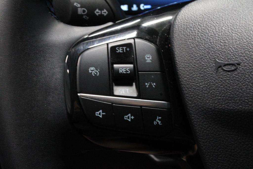 Certified 2024 Ford Escape Platinum AWD/4WD image 27