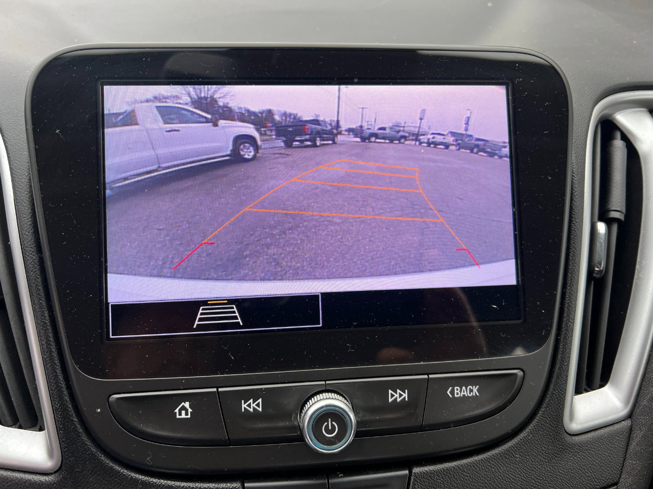 Used 2021 Chevrolet Malibu LS w/ Driver Confidence Package II image 44