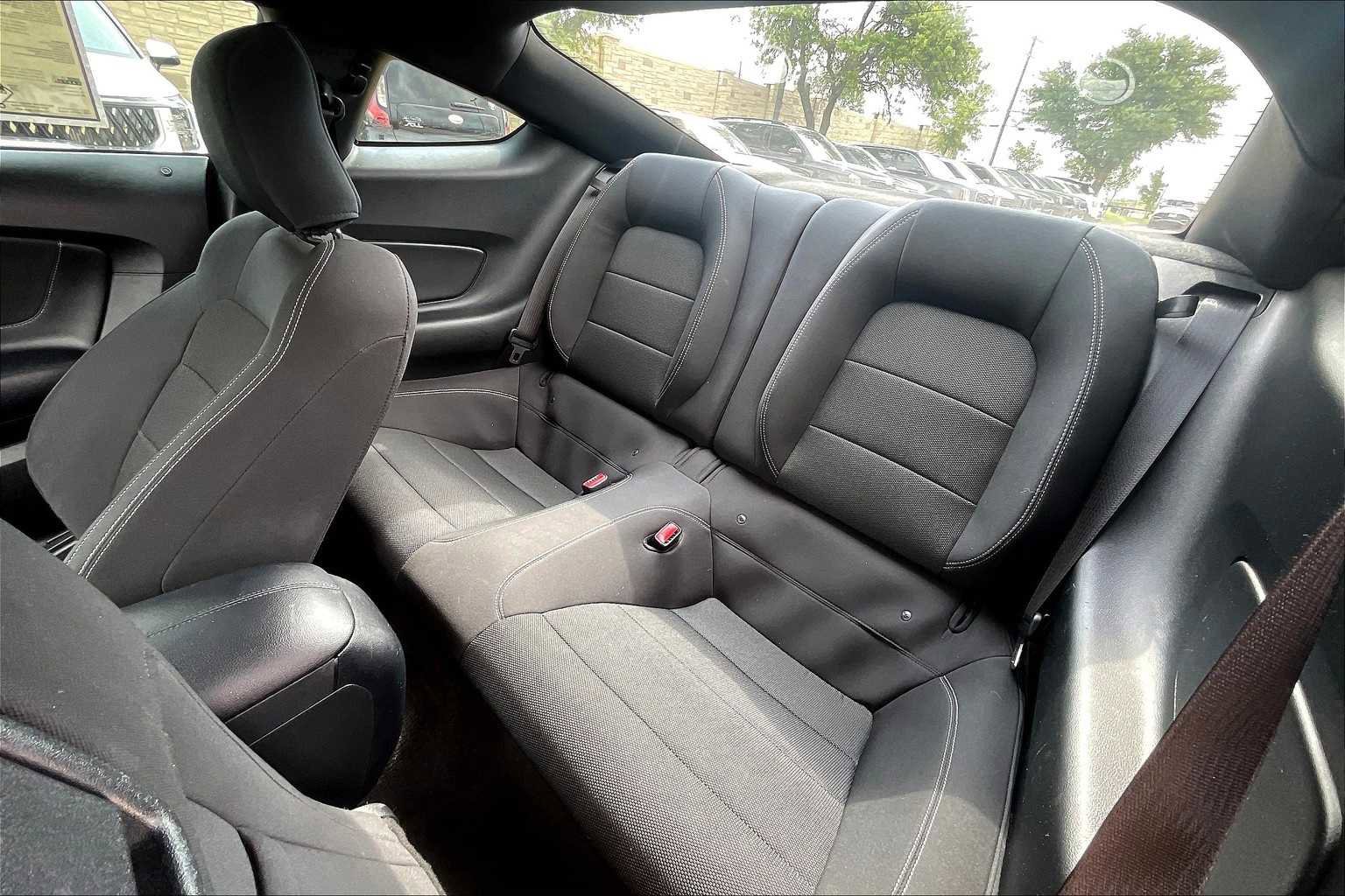 Used 2015 Ford Mustang V6 w/ Equipment Group 051A image 26