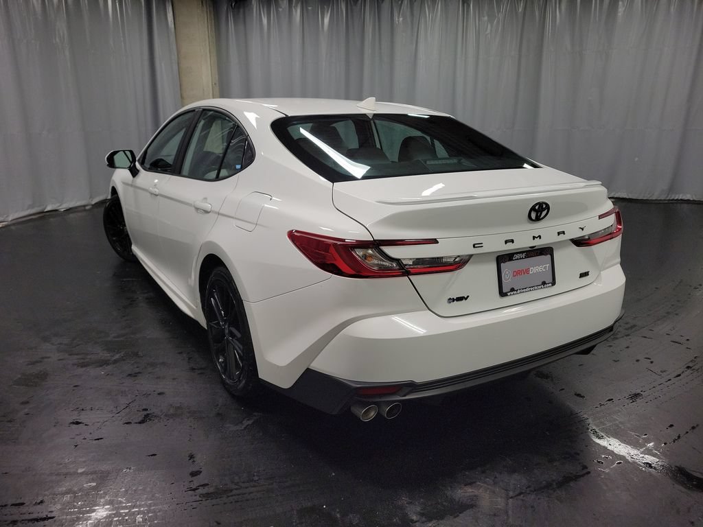 Used 2025 Toyota Camry SE w/ Convenience Package FWD image 6