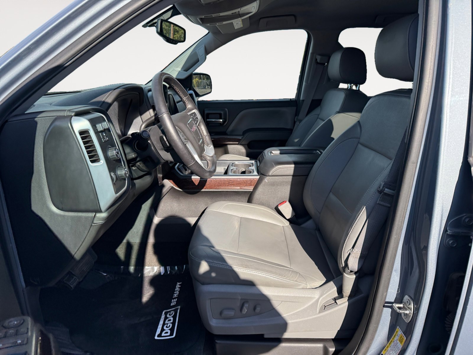 Used 2015 GMC Sierra 1500 SLT w/ SLT Preferred Package image 10