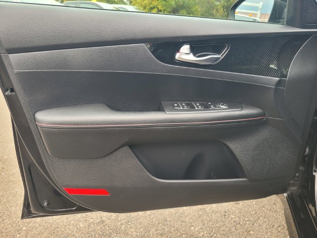 Used 2022 Kia Forte GT FWD image 16