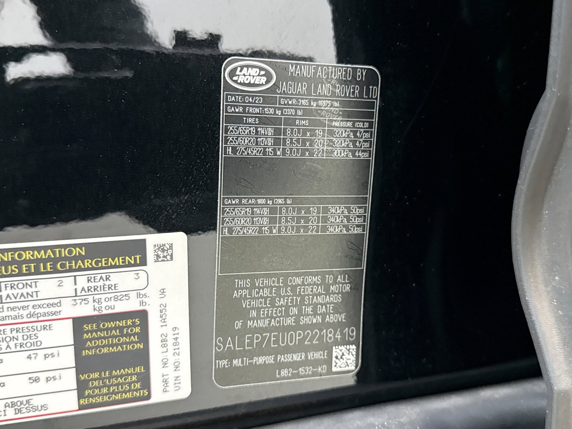 Used 2023 Land Rover Defender 110 SE AWD/4WD image 13