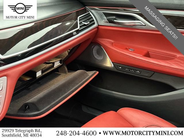 Used 2022 BMW 750i xDrive w/ Executive Package image 37