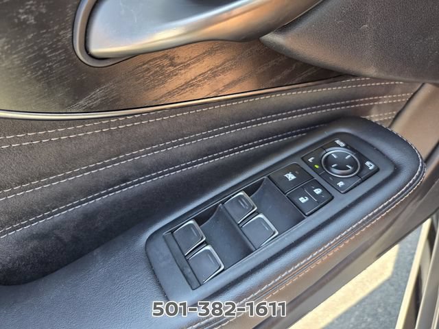 Used 2021 Lexus LS 500 w/ Accessory Package (Z2) RWD image 28