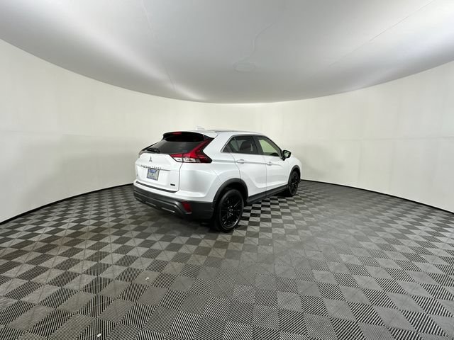 Used 2024 Mitsubishi Eclipse Cross LE AWD/4WD image 6