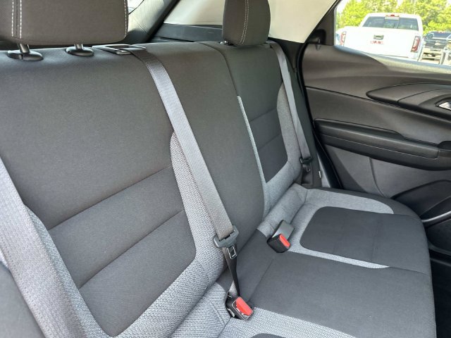 Used 2025 Chevrolet TrailBlazer LT AWD/4WD image 12