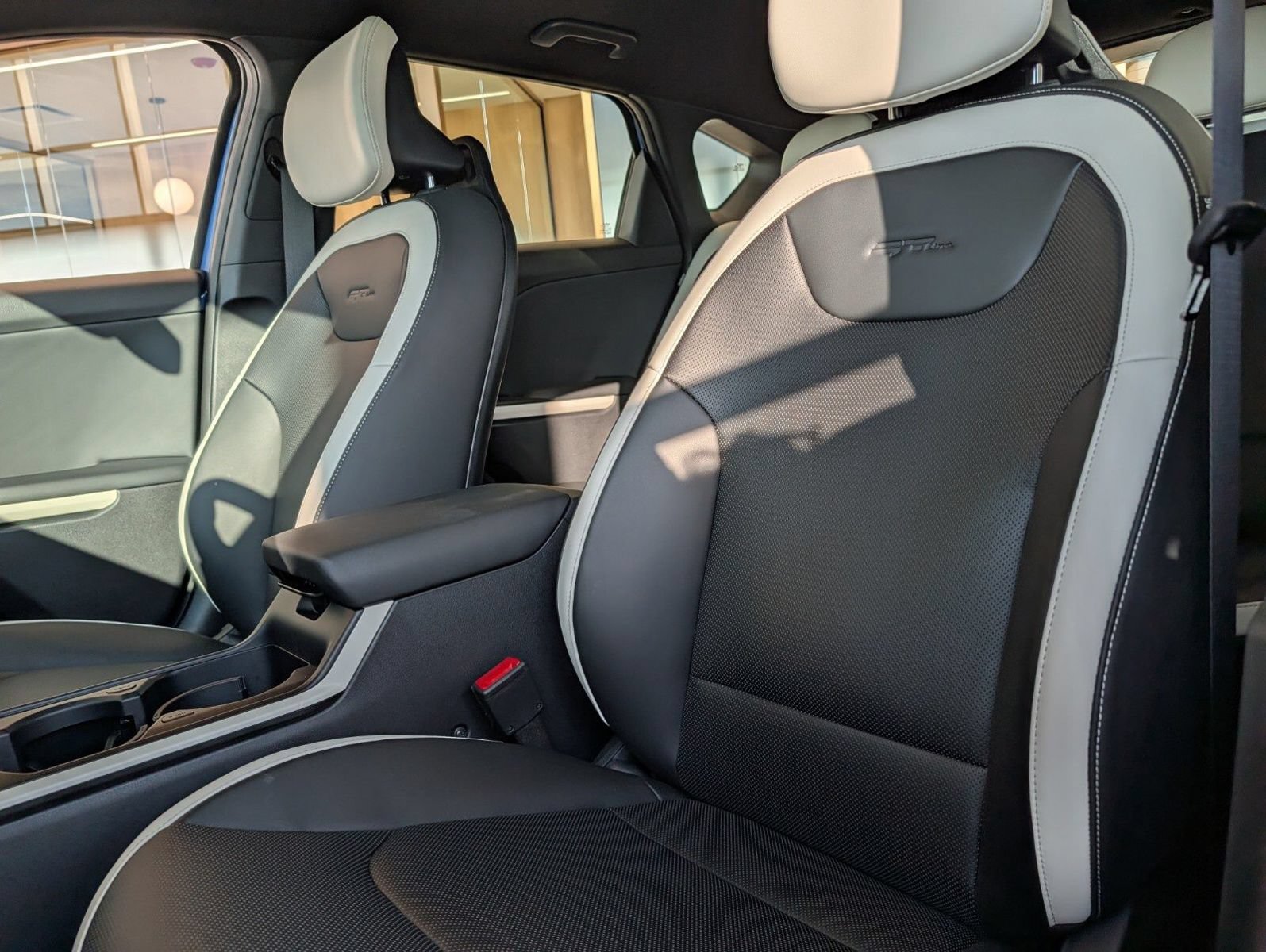 New 2026 Kia K4 GT-Line Turbo FWD image 25