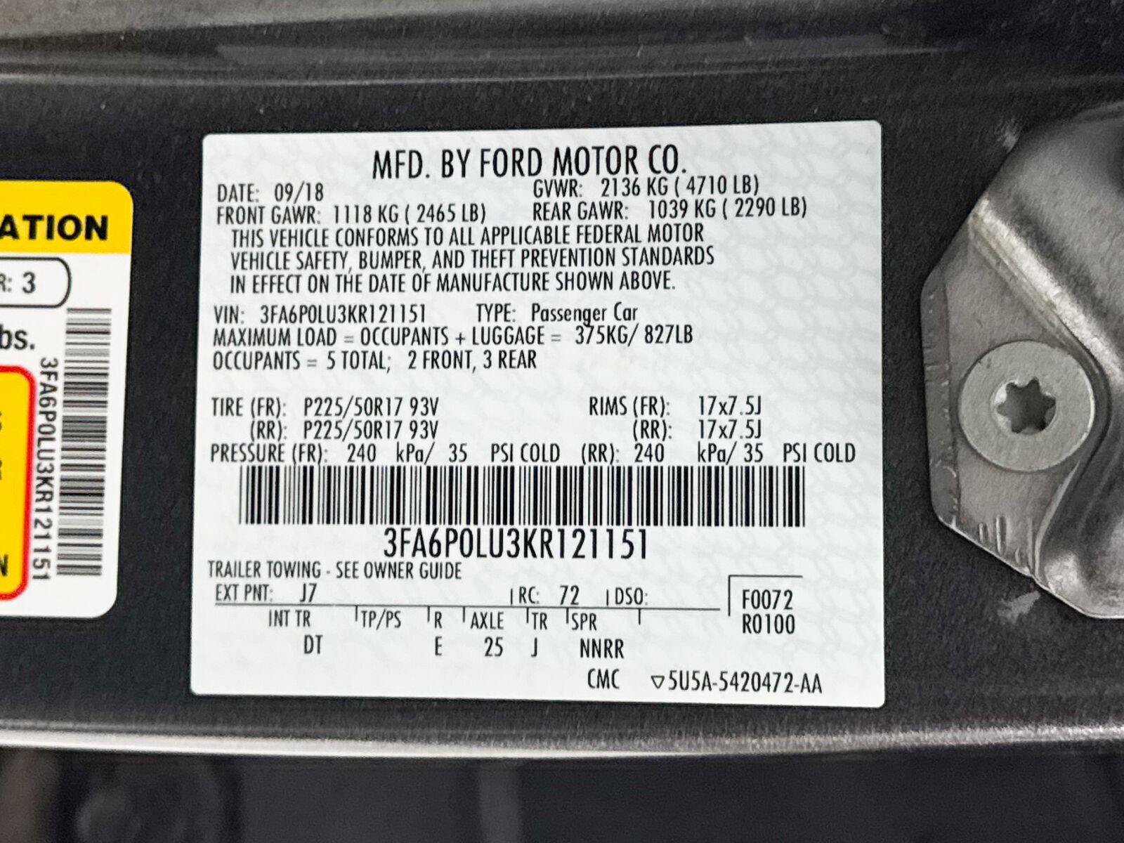 Used 2019 Ford Fusion SE FWD image 33