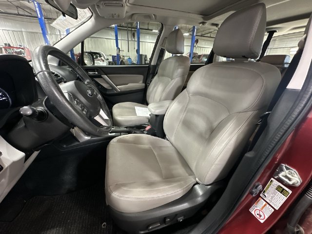 Used 2017 Subaru Forester 2.5i Limited AWD/4WD image 17
