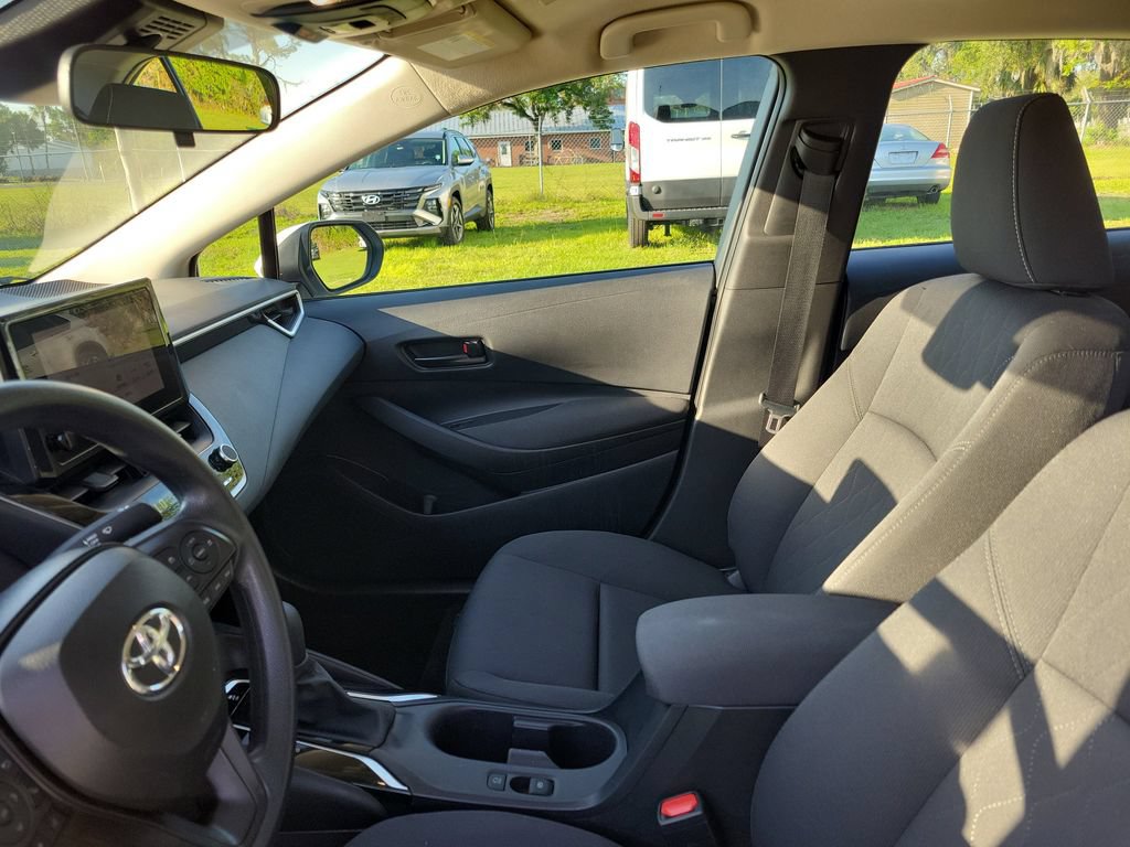 Used 2024 Toyota Corolla LE FWD image 14