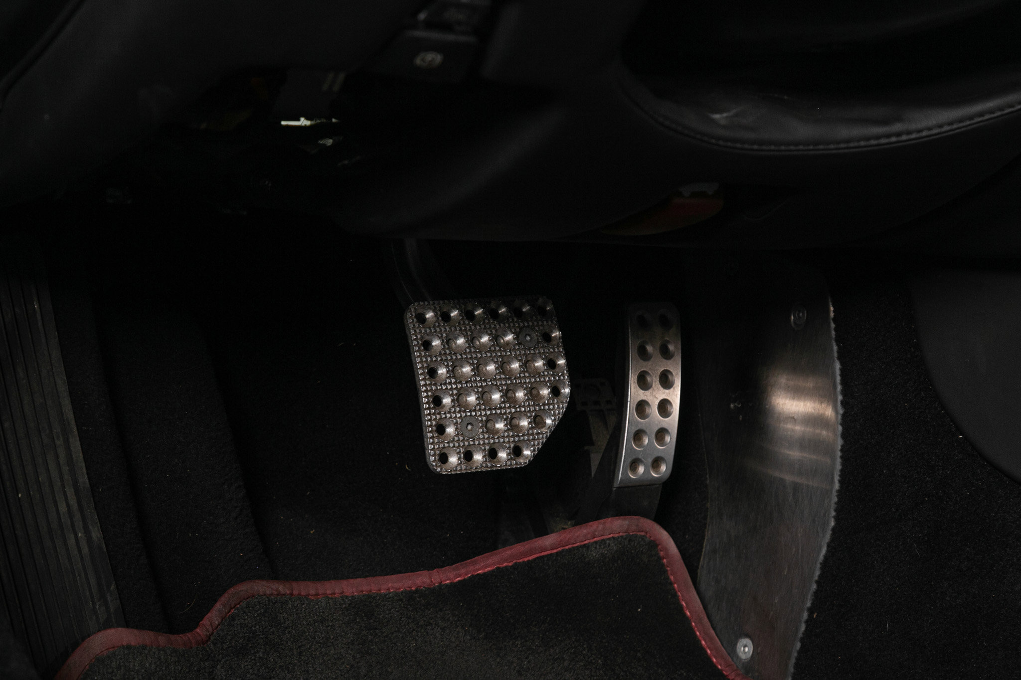 Used 2012 Ferrari California image 34