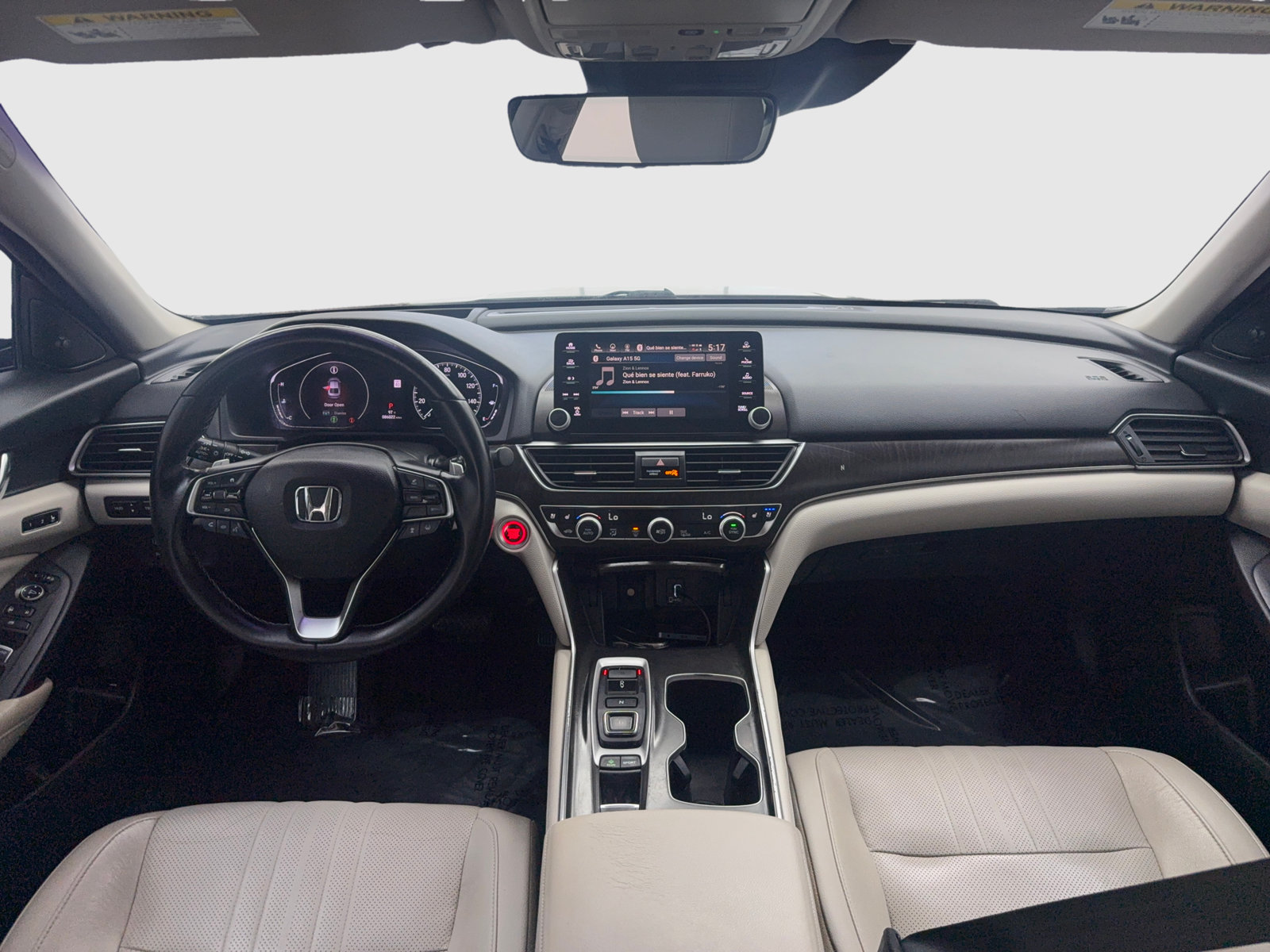 Used 2018 Honda Accord Touring image 47