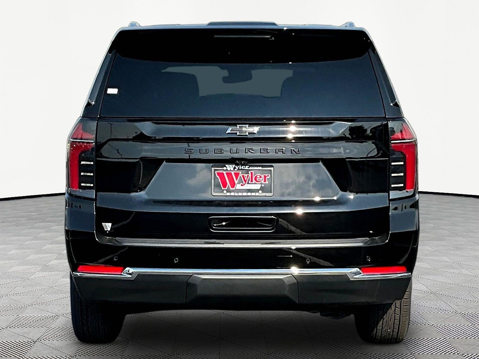 New 2026 Chevrolet Suburban LS w/ LPO, Dark Essentials Package AWD/4WD image 5