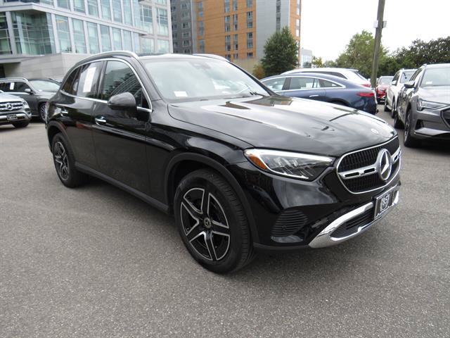 Used 2026 Mercedes-Benz GLC 300 4MATIC image 5