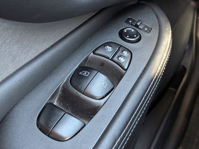 Used 2024 Nissan Murano SV image 24