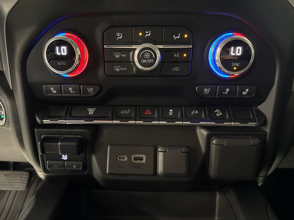 Used 2021 GMC Sierra 2500 SLT AWD/4WD image 18