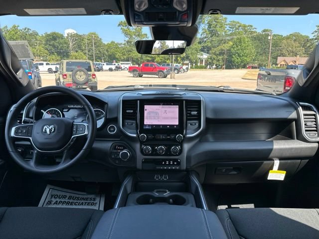 New 2026 RAM 1500 Express AWD/4WD image 36