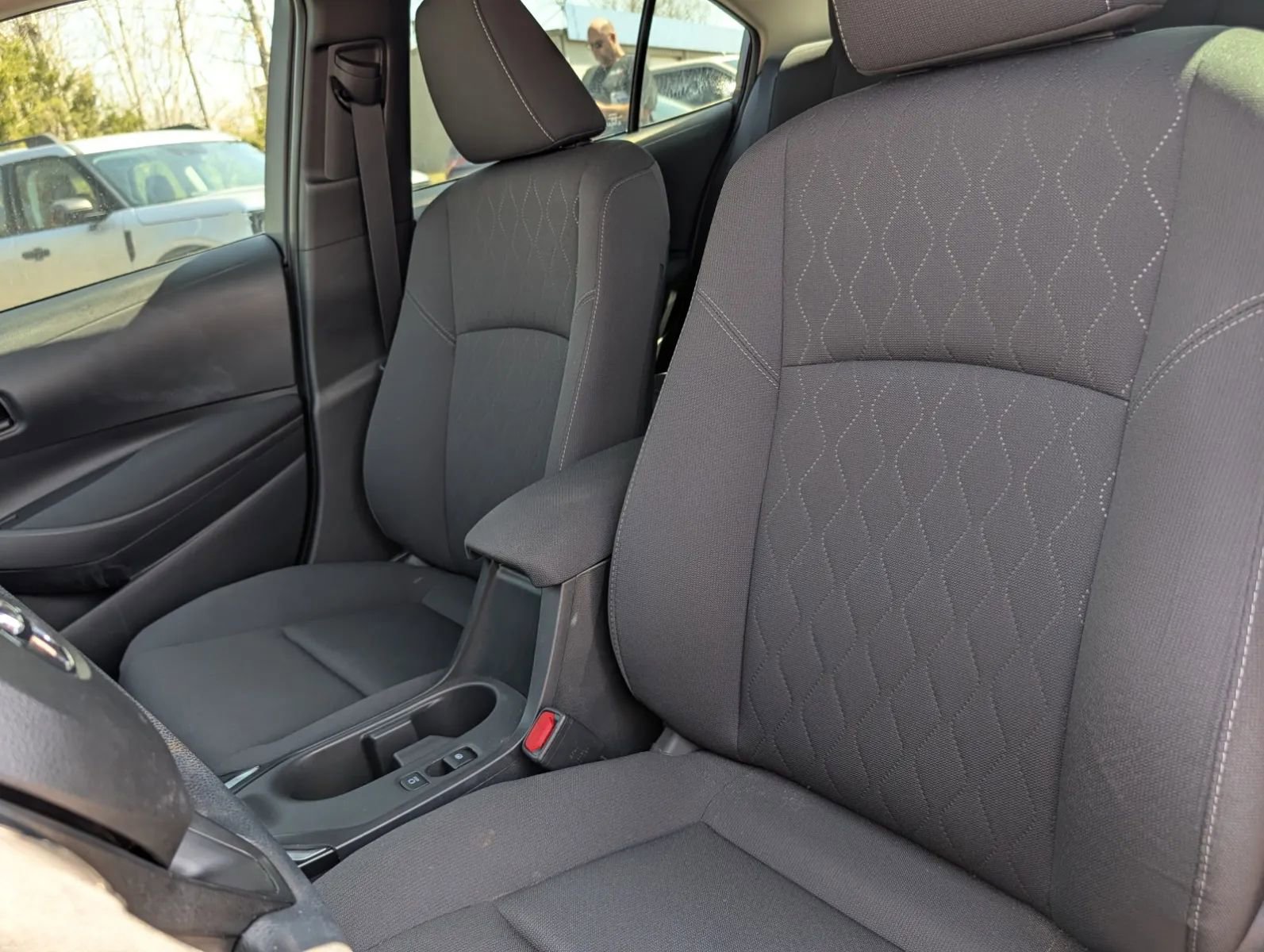 Used 2023 Toyota Corolla LE w/ LE Premium Package image 8