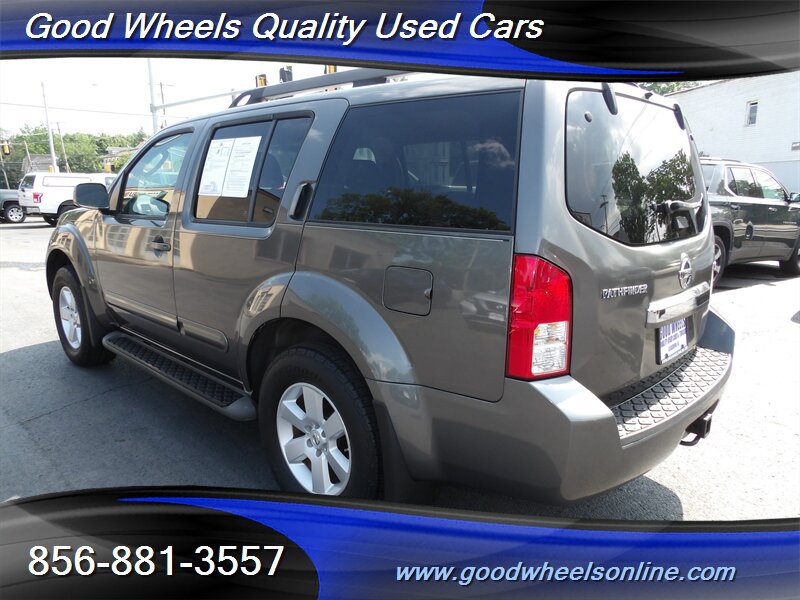 Used 2008 Nissan Pathfinder SE w/ Premium Pkg AWD/4WD image 7