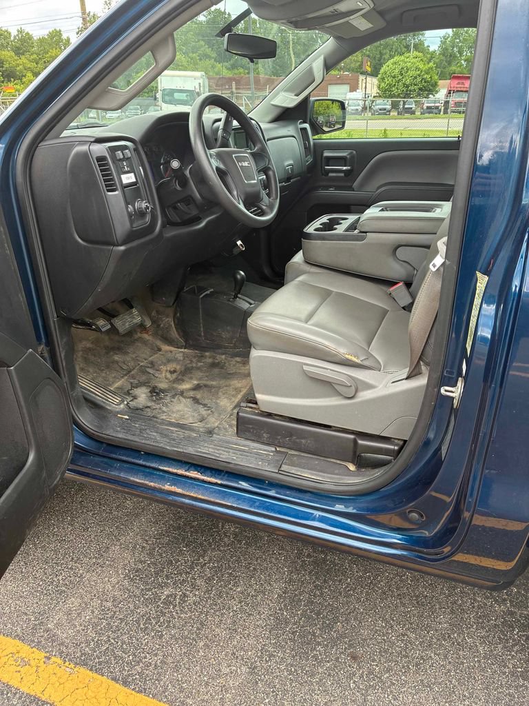 Used 2015 GMC Sierra 2500 4x4 Regular Cab image 10