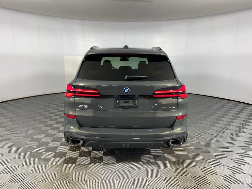 New 2026 BMW X5 xDrive50e image 34