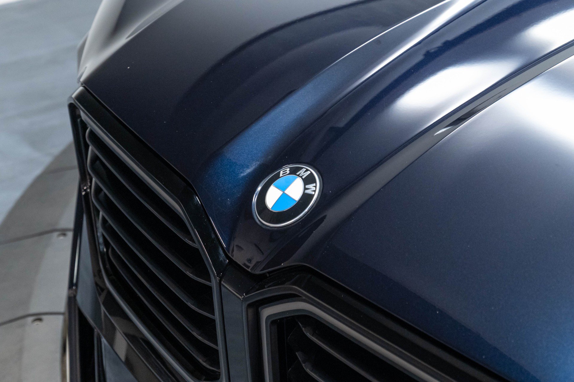 Used 2023 BMW XM AWD/4WD image 48