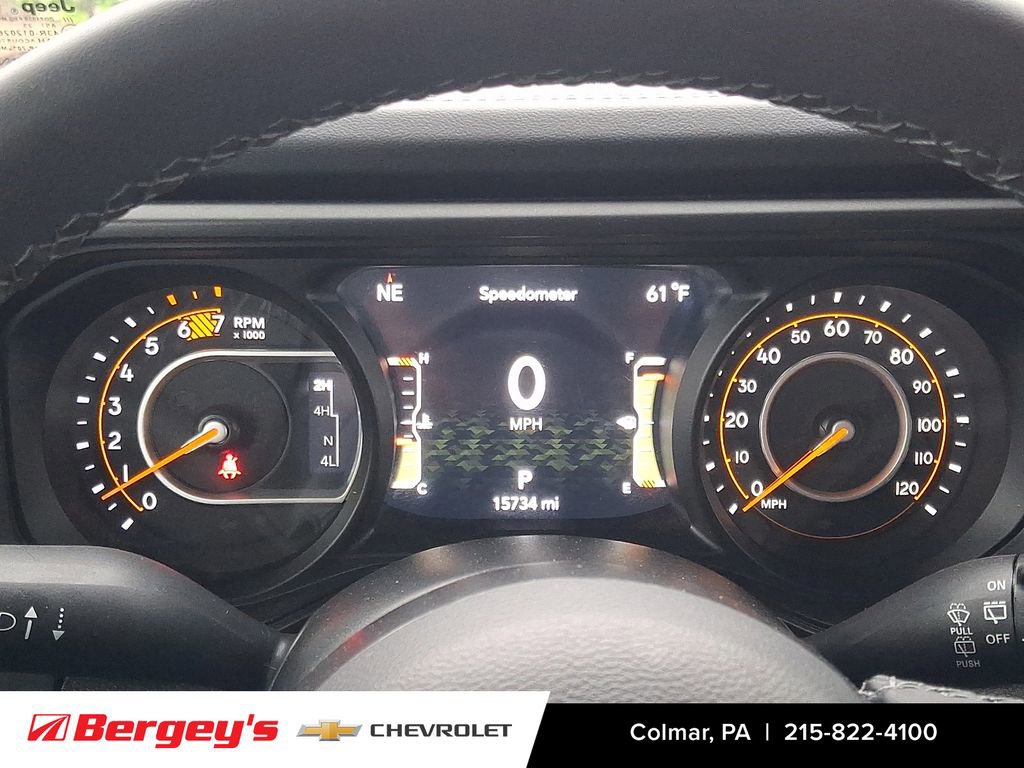 Used 2025 Jeep Wrangler Unlimited Rubicon AWD/4WD image 21