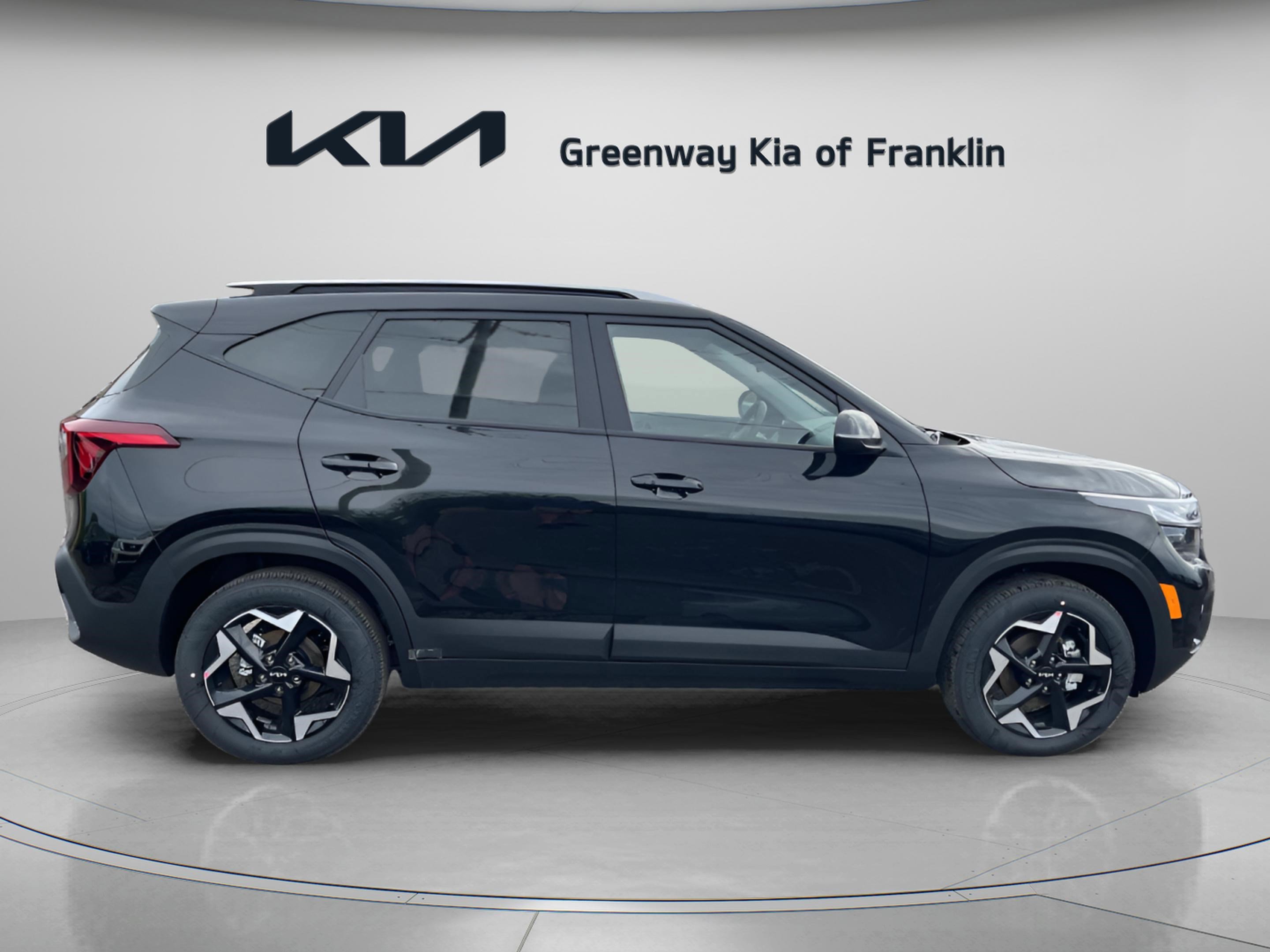New 2026 Kia Seltos S image 8