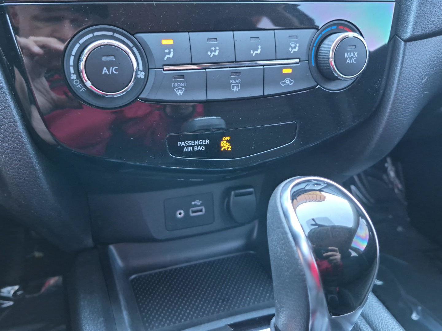 Used 2018 Nissan Rogue S FWD image 18