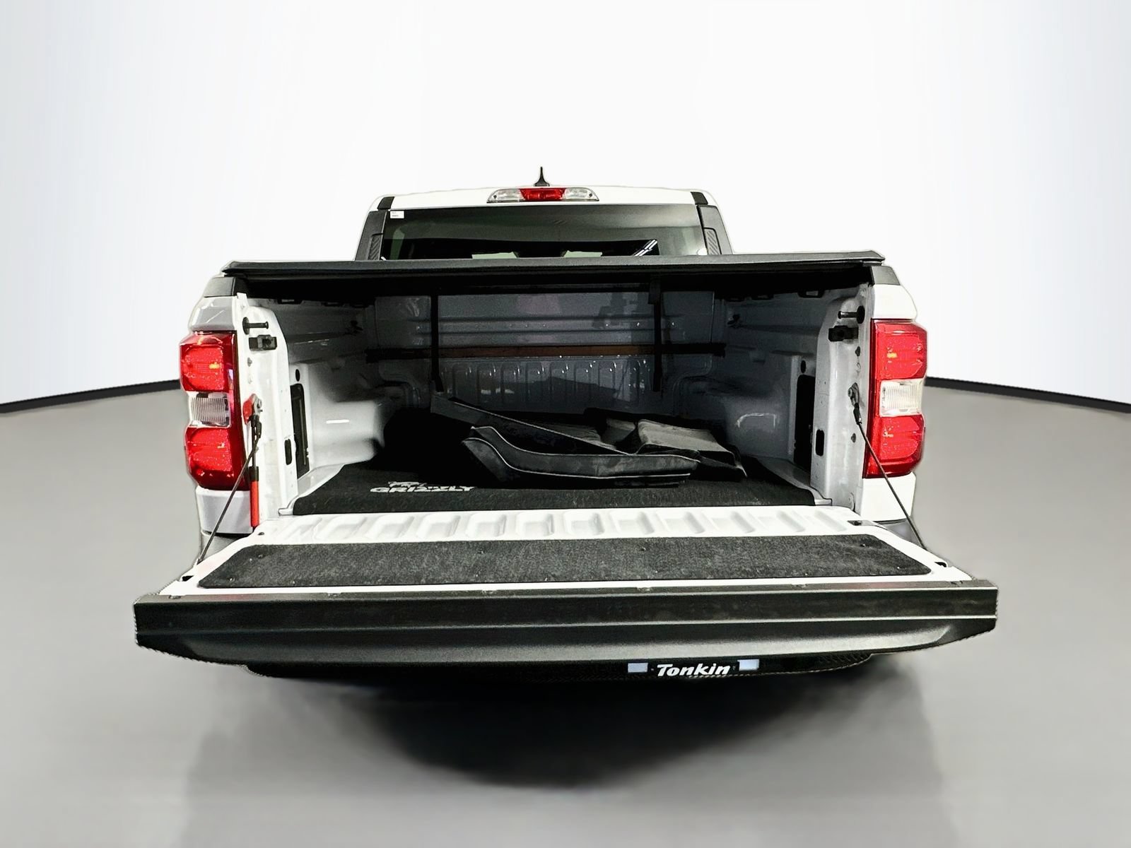 Used 2023 Ford Maverick XL FWD image 23