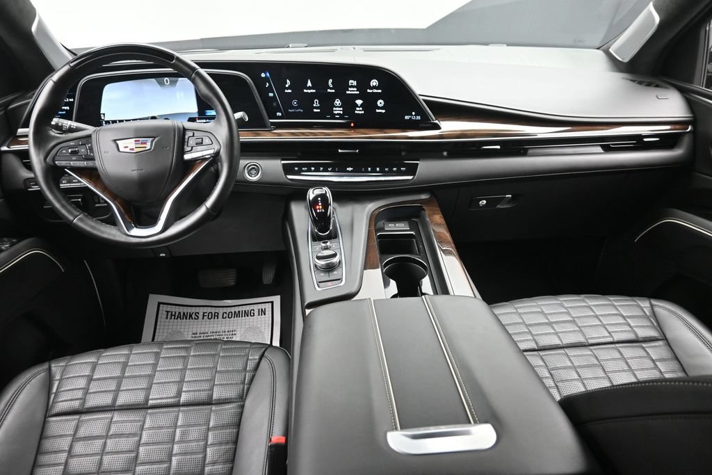 Used 2023 Cadillac Escalade Sport Platinum AWD/4WD image 16