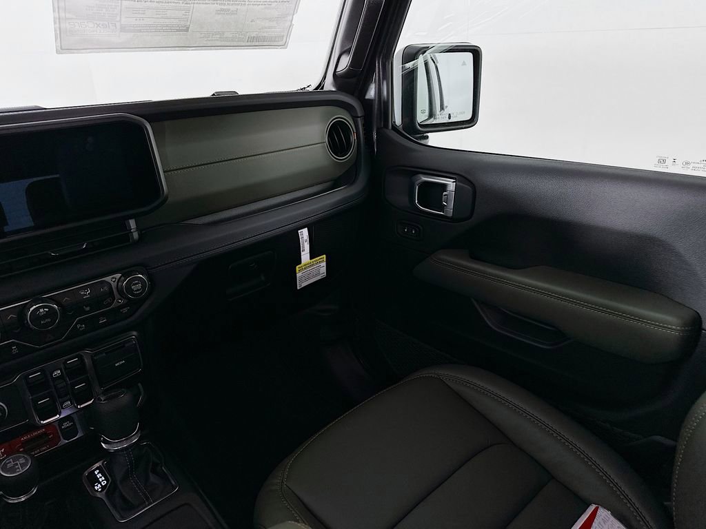 New 2026 Jeep Gladiator Mojave AWD/4WD image 32